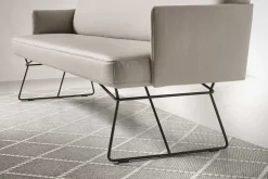 Bank Luisa 2,5-Sitzer mit Armlehne hellgrau