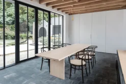 Bugholzstuhl P 209 mit Arm schwarz