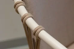 Designstuhl Baga durchgehende Polsterung natur