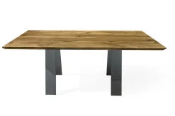 Esstisch Massivholz astige Eiche schweizer Kante