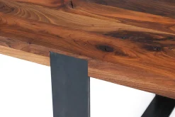 Esstisch TAB Massivholz Nussbaum Wild