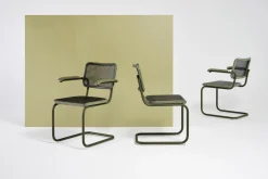 Freischwinger S32V Rattan grün