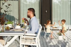 Gartenstuhl Delia stapelbar weiss