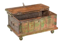 Holztruhe Vintage natur mit bunter Restpatina