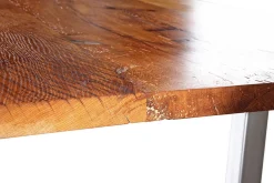 Massivholztisch recycletes Scheunenholz Metallgestell