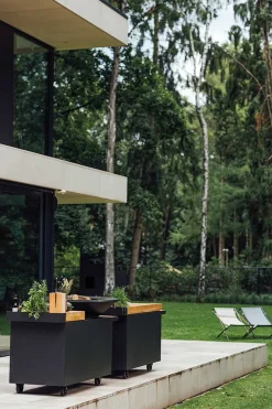 Ofyr Grill Island Black 100 PRO Teakholz