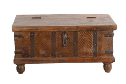Truhe Vintage natur