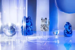 Winkekatze Lucky Cat Cosmic shiny blau